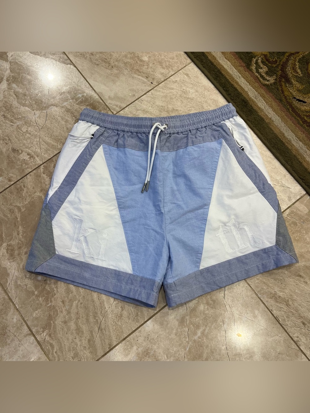 KITH Mens Shorts Size Medium
